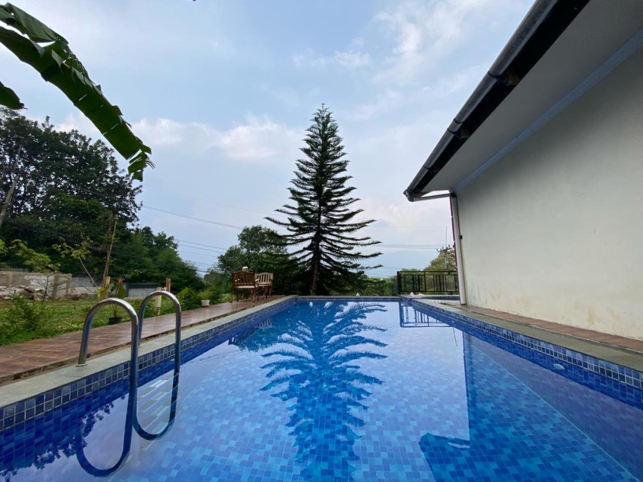Villa Bravira Cisarua Kültér fotó